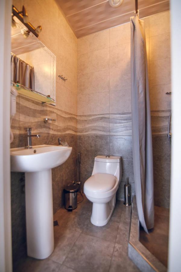 Hotel Kera Tbiliszi Kültér fotó