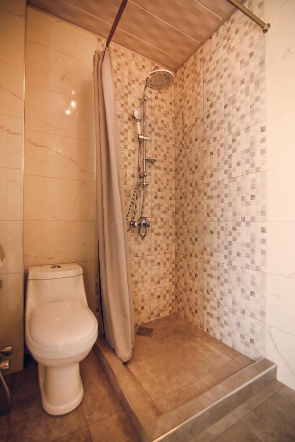 Hotel Kera Tbiliszi Kültér fotó