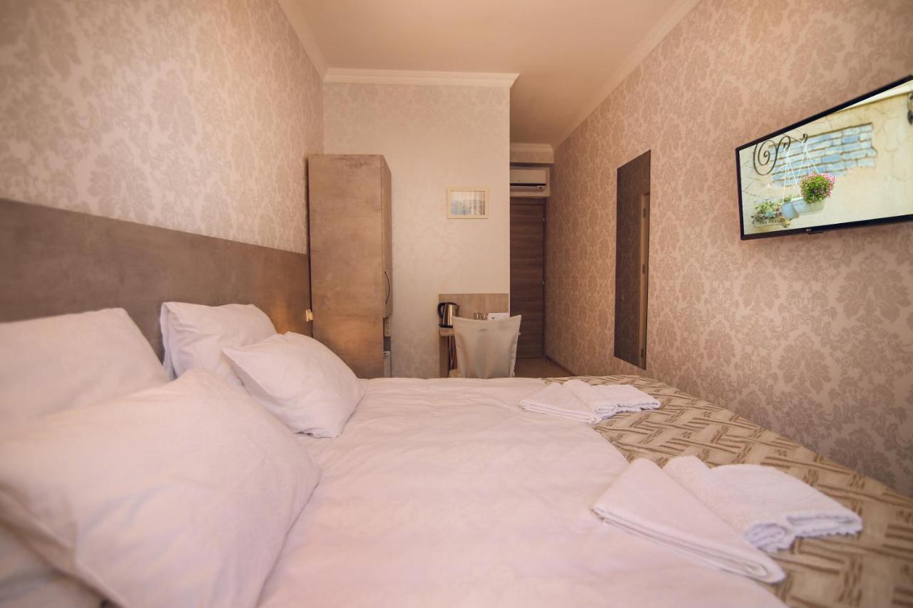 Hotel Kera Tbiliszi Kültér fotó