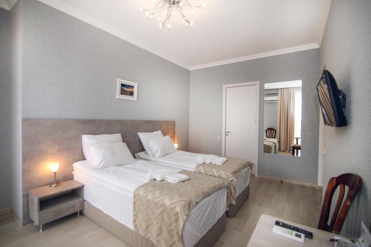 Hotel Kera Tbiliszi Kültér fotó