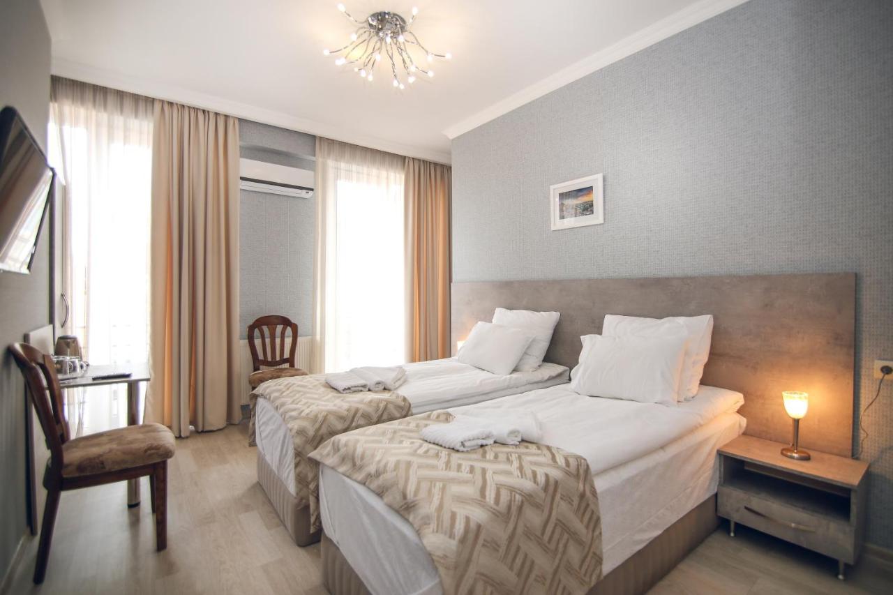 Hotel Kera Tbiliszi Kültér fotó